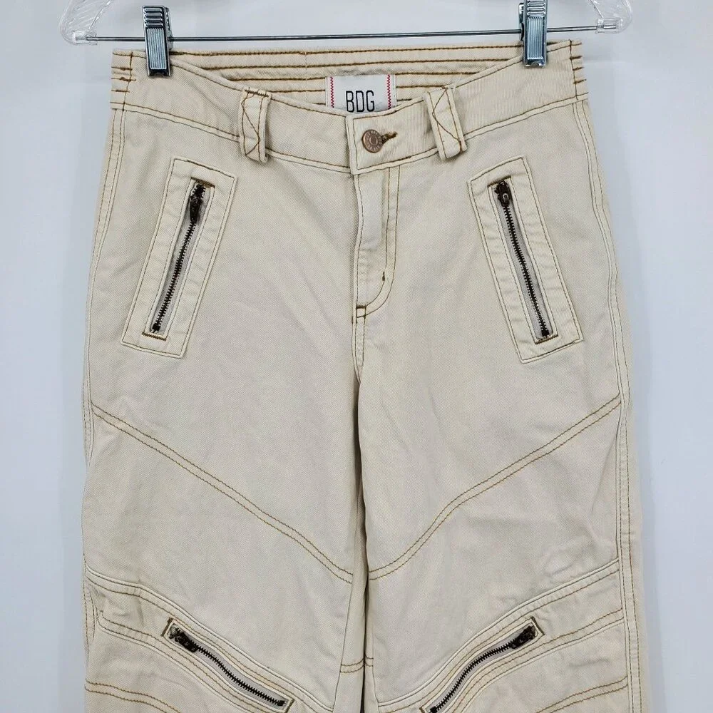 BDG Low Rise Cream Tapered Moto‎ Zipper Jeans Size 26